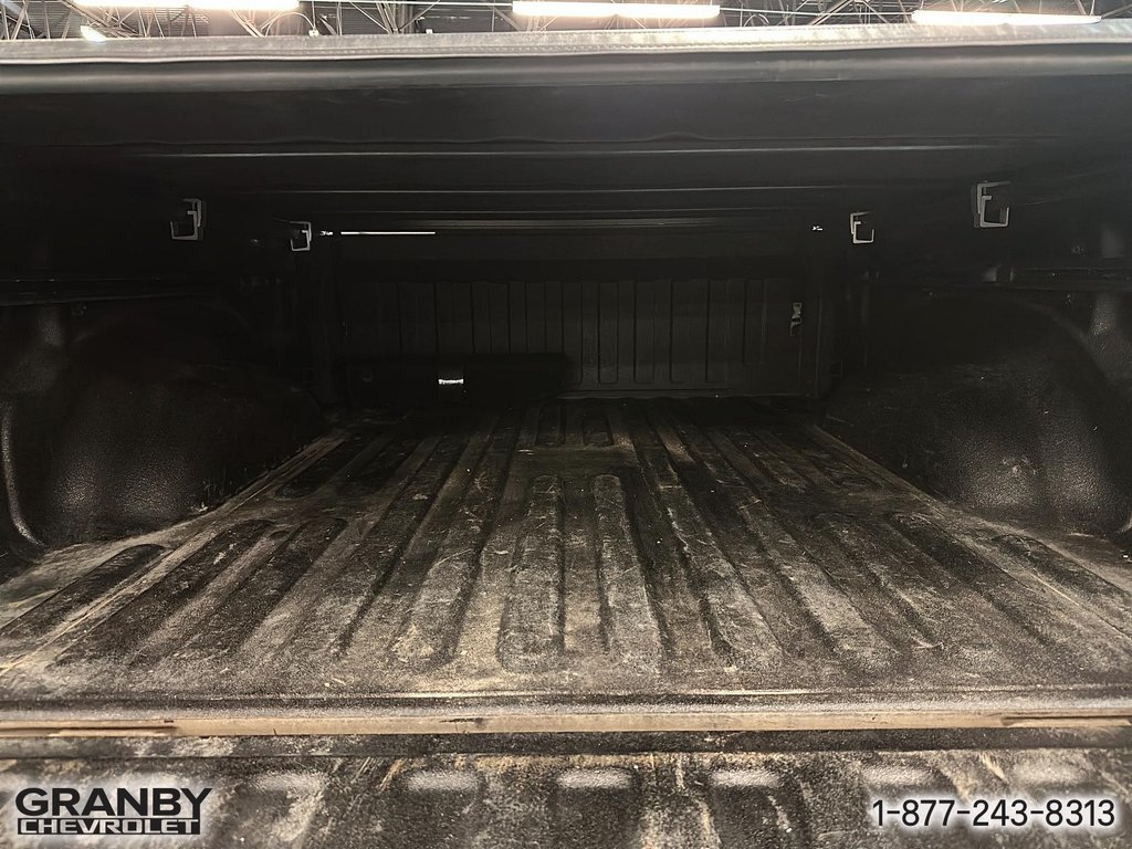 Ram 1500 Sport crewcab boite 6.6 moteur 5.7l 2021 à Granby, Québec - 9 - w1024h768px