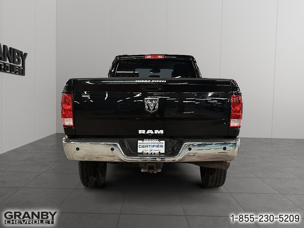 2017 Ram 2500 ST crewcab boite 8 pied in Granby, Quebec - 6 - w1024h768px