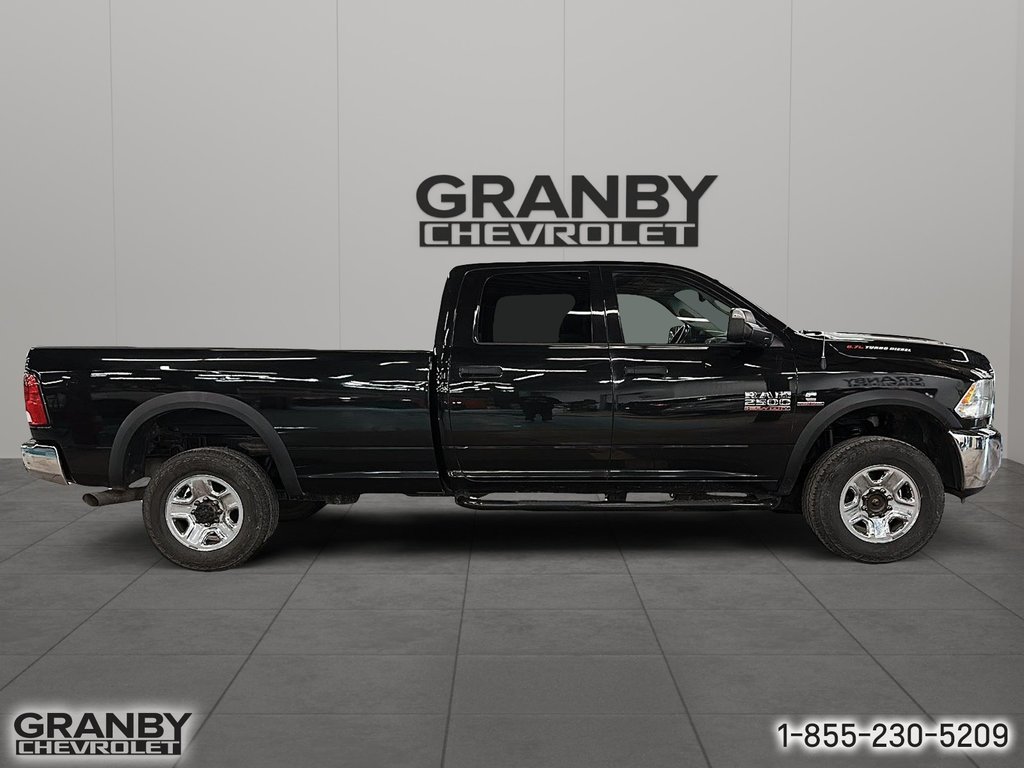 2017 Ram 2500 ST crewcab boite 8 pied in Granby, Quebec - 4 - w1024h768px