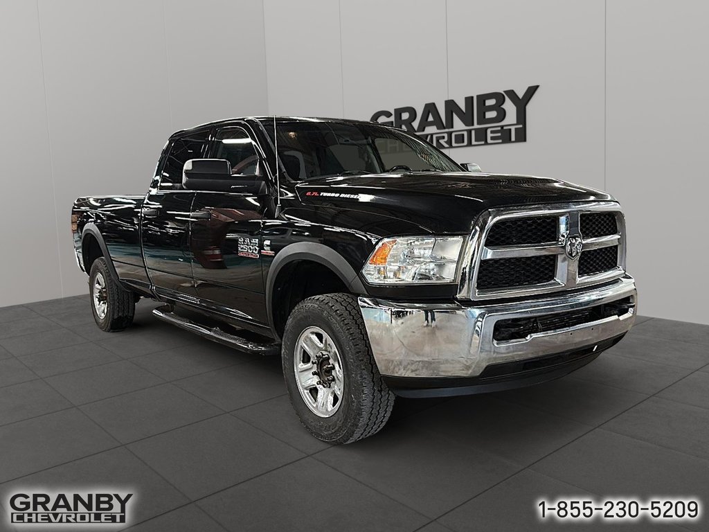 2017 Ram 2500 ST crewcab boite 8 pied in Granby, Quebec - 3 - w1024h768px