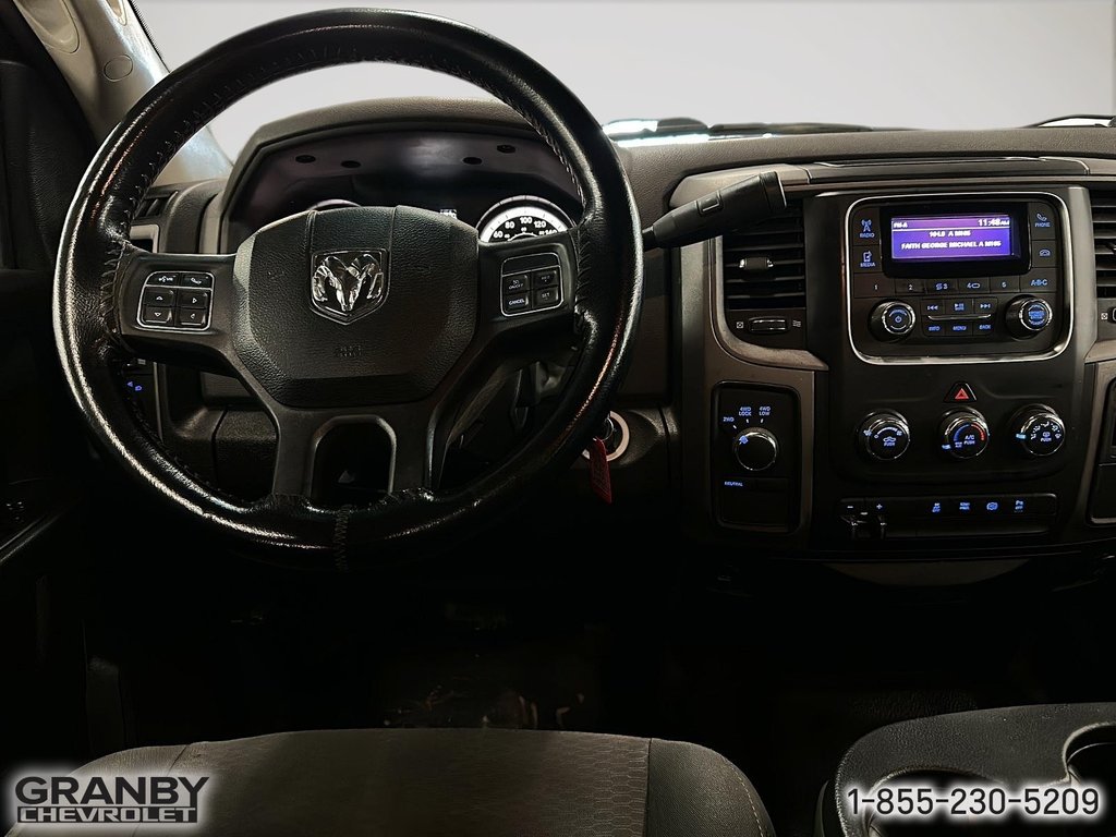 2017 Ram 2500 ST crewcab boite 8 pied in Granby, Quebec - 13 - w1024h768px