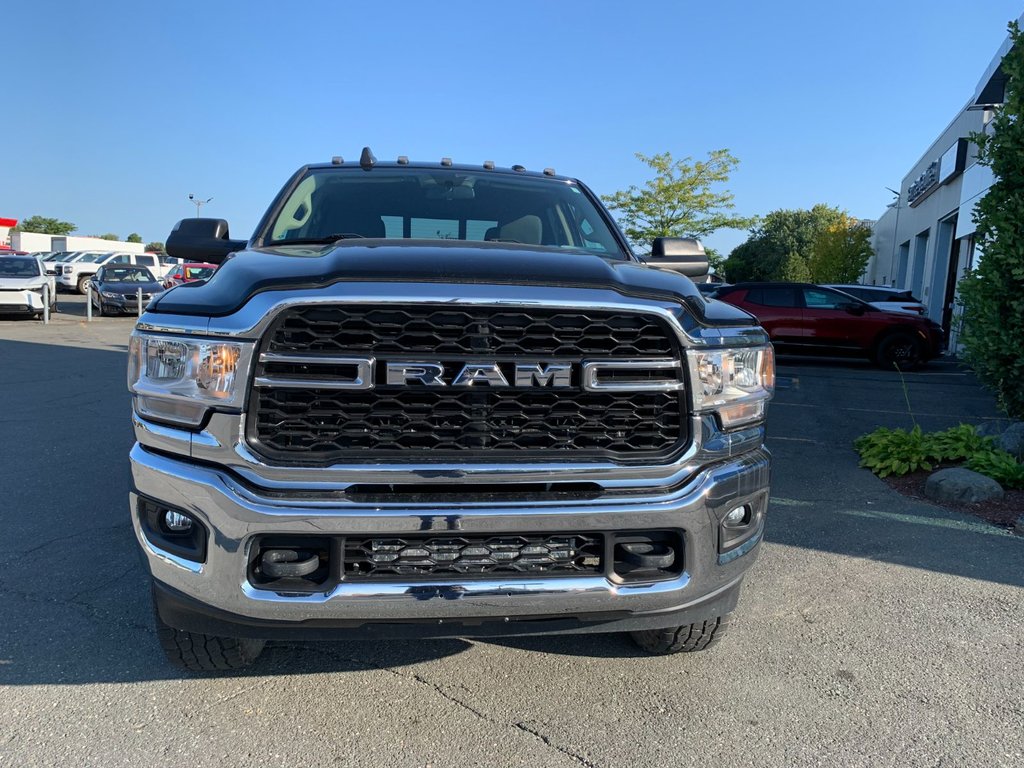 2500 Tradesman CREWCAB BOITE 6.6 MOTEUR ESSENCE 2019 à Granby, Québec - 2 - w1024h768px