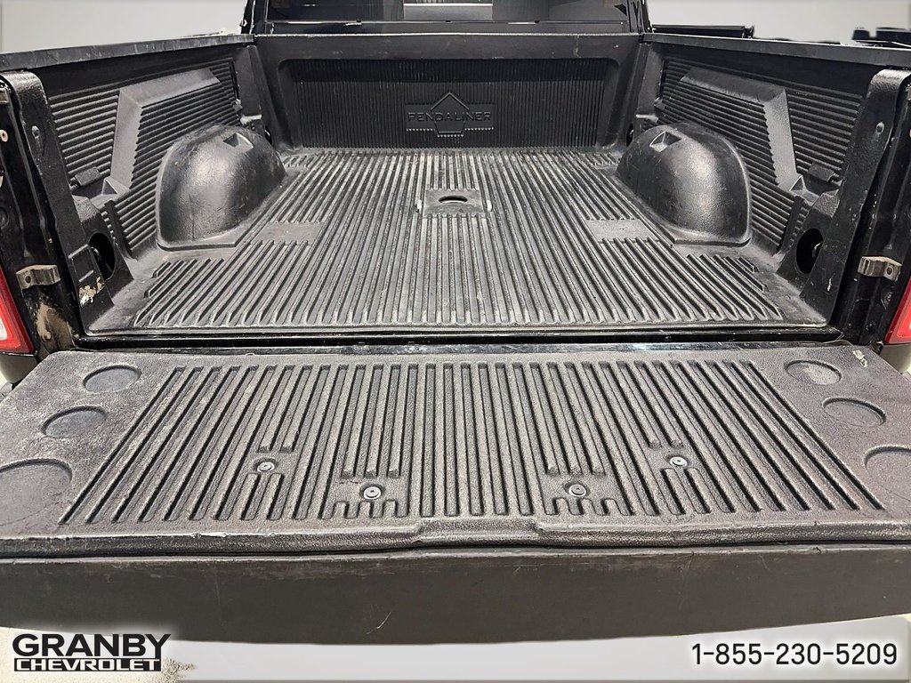 2019 Ram 2500 Tradesman CREWCAB BOITE 6.6 MOTEUR ESSENCE in Granby, Quebec - 18 - w1024h768px