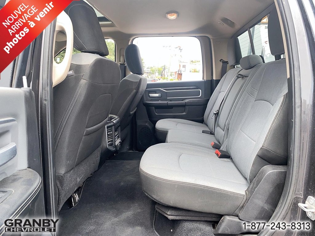 Ram 2500 Big Horn crewcab boite 6.6 moteur essence 2019 à Granby, Québec - 9 - w1024h768px