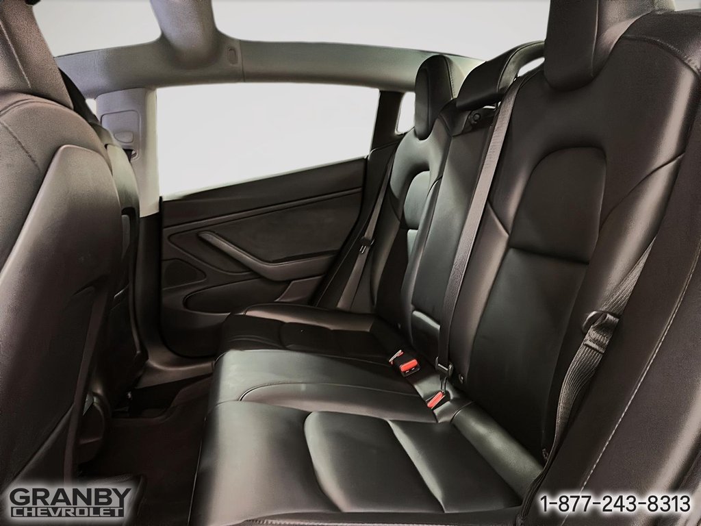 2019 Tesla MODEL 3 in Granby, Quebec - 12 - w1024h768px