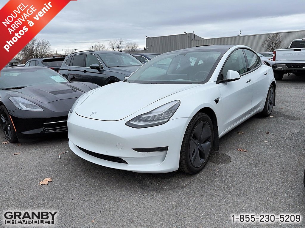 2021 Tesla MODEL 3 in Granby, Quebec - 1 - w1024h768px