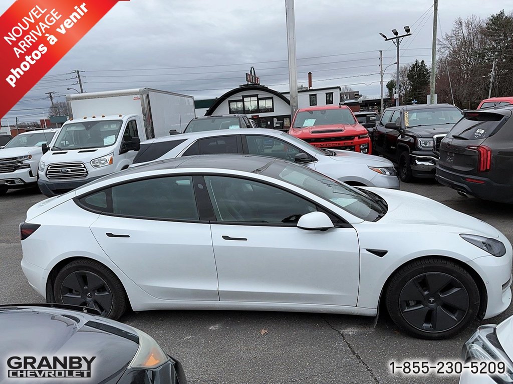 2021 Tesla MODEL 3 in Granby, Quebec - 3 - w1024h768px