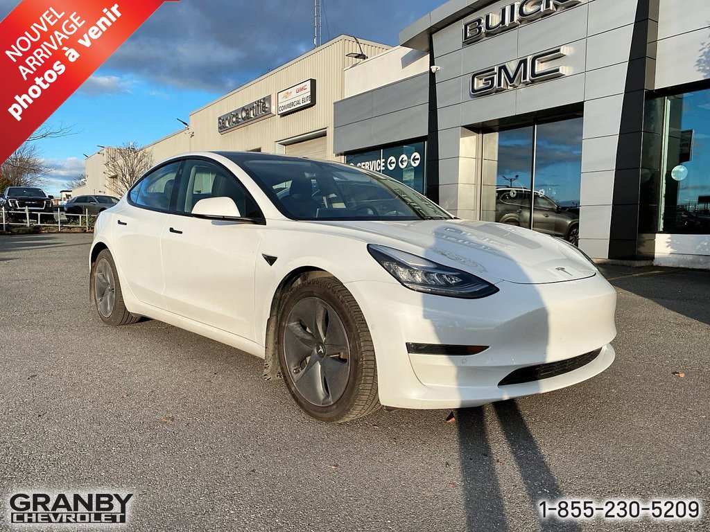 2021 Tesla MODEL 3 in Granby, Quebec - 2 - w1024h768px