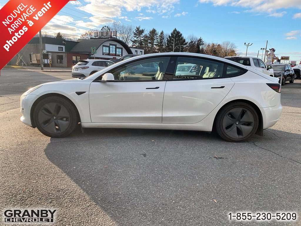 2021 Tesla MODEL 3 in Granby, Quebec - 5 - w1024h768px