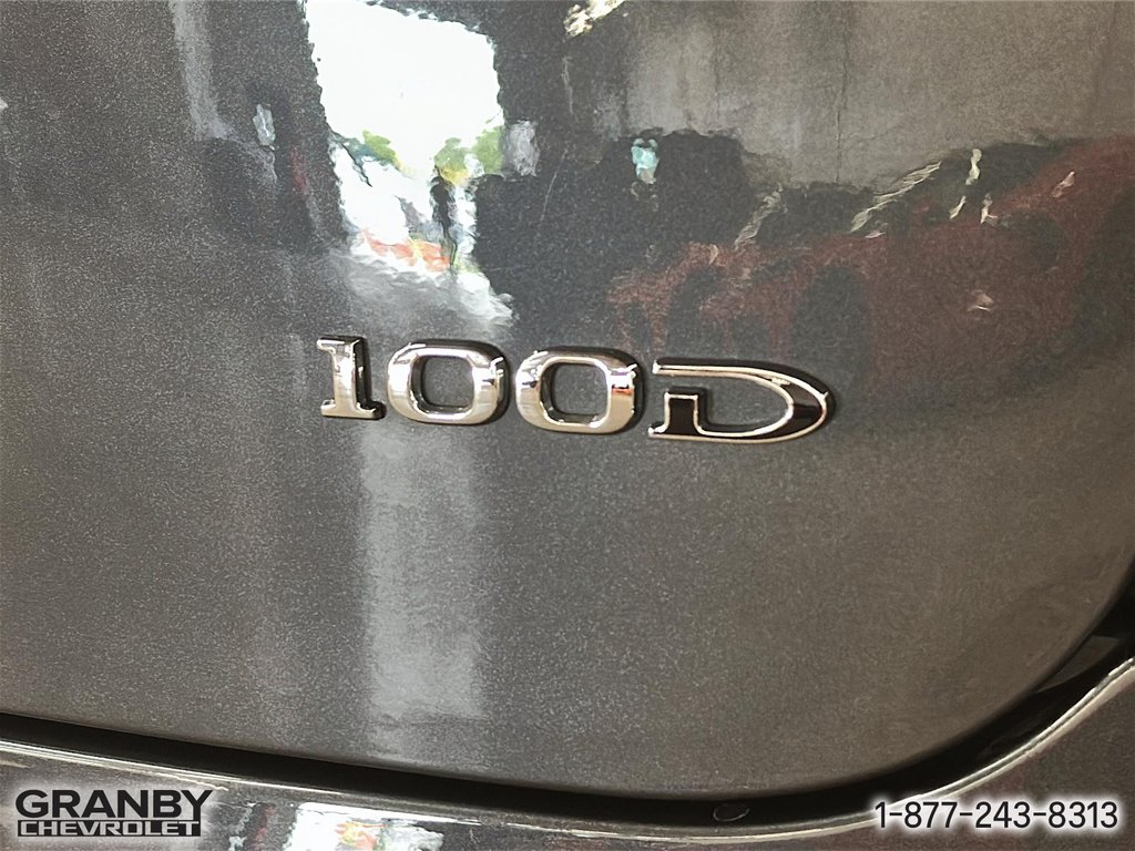 2018 Tesla Model S in Granby, Quebec - 19 - w1024h768px