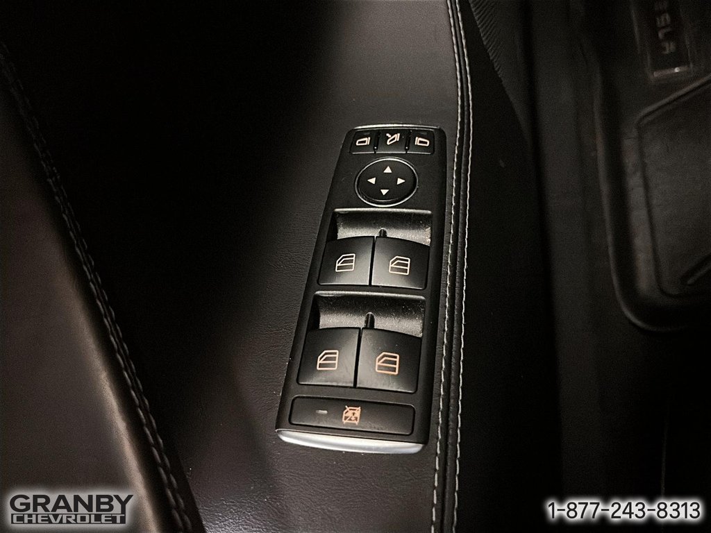 2018 Tesla Model S in Granby, Quebec - 14 - w1024h768px
