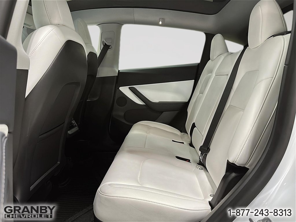 2021 Tesla Model Y in Granby, Quebec - 12 - w1024h768px