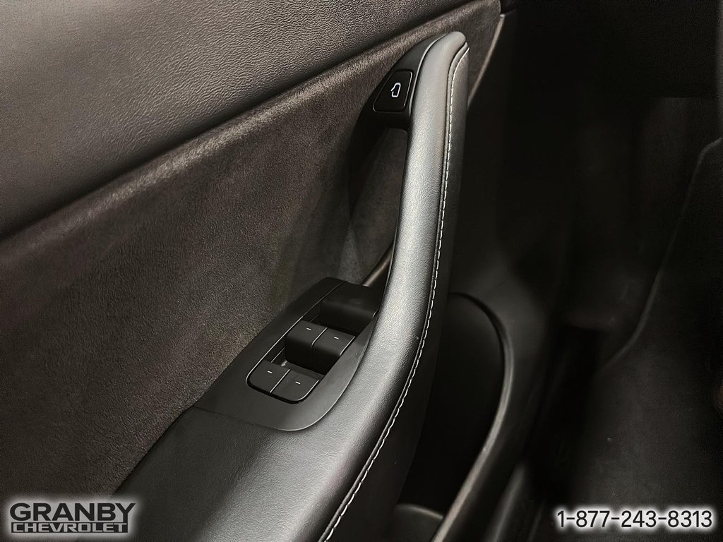 2022 Tesla Model Y in Granby, Quebec - 14 - w1024h768px
