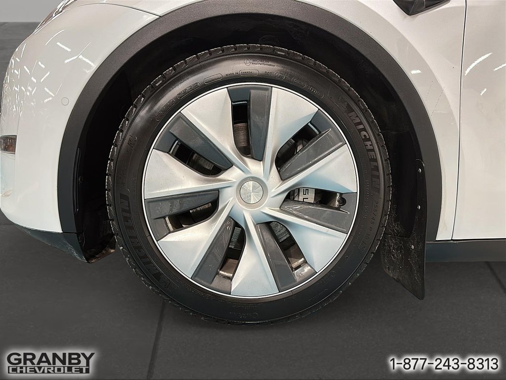 2022 Tesla Model Y in Granby, Quebec - 10 - w1024h768px