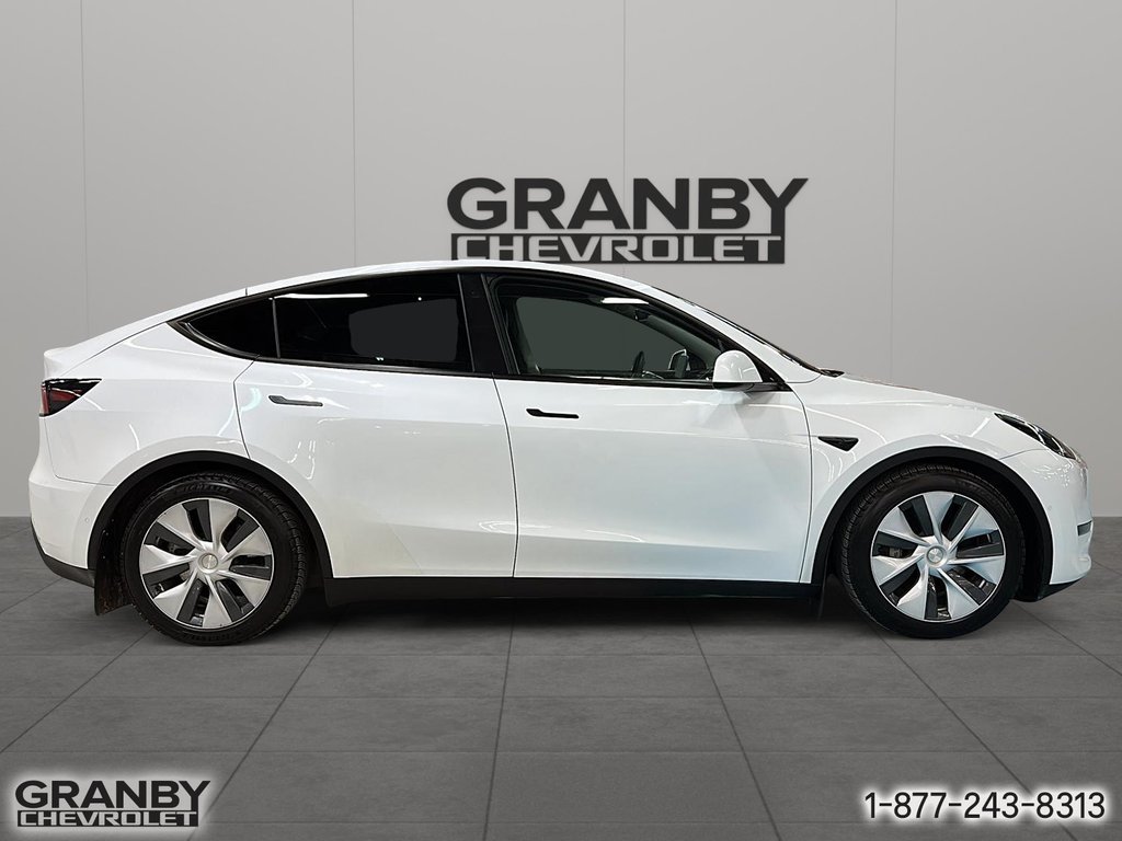 2022 Tesla Model Y in Granby, Quebec - 4 - w1024h768px