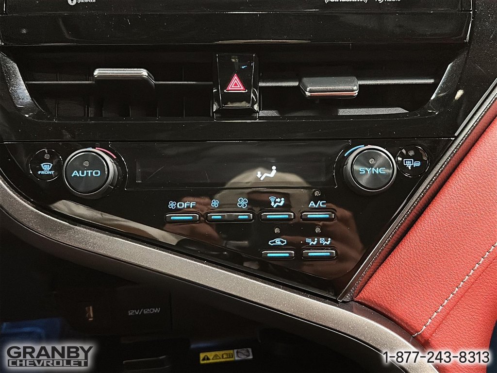 Toyota Camry  2023 à Granby, Québec - 18 - w1024h768px