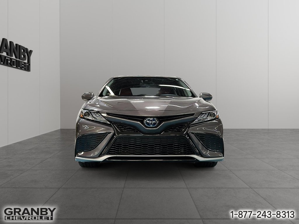 Toyota Camry  2023 à Granby, Québec - 2 - w1024h768px