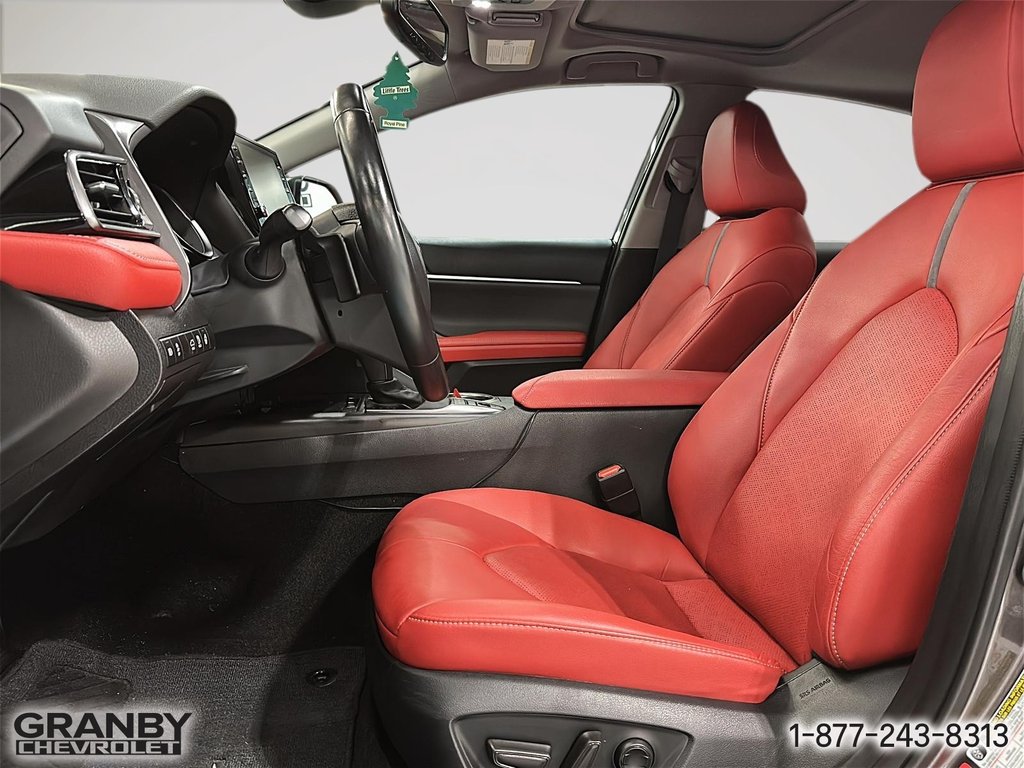 Toyota Camry  2023 à Granby, Québec - 11 - w1024h768px