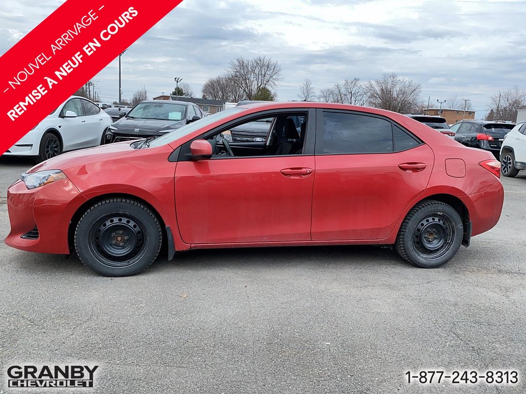 2017 Toyota Corolla in Granby, Quebec - 8 - w1024h768px