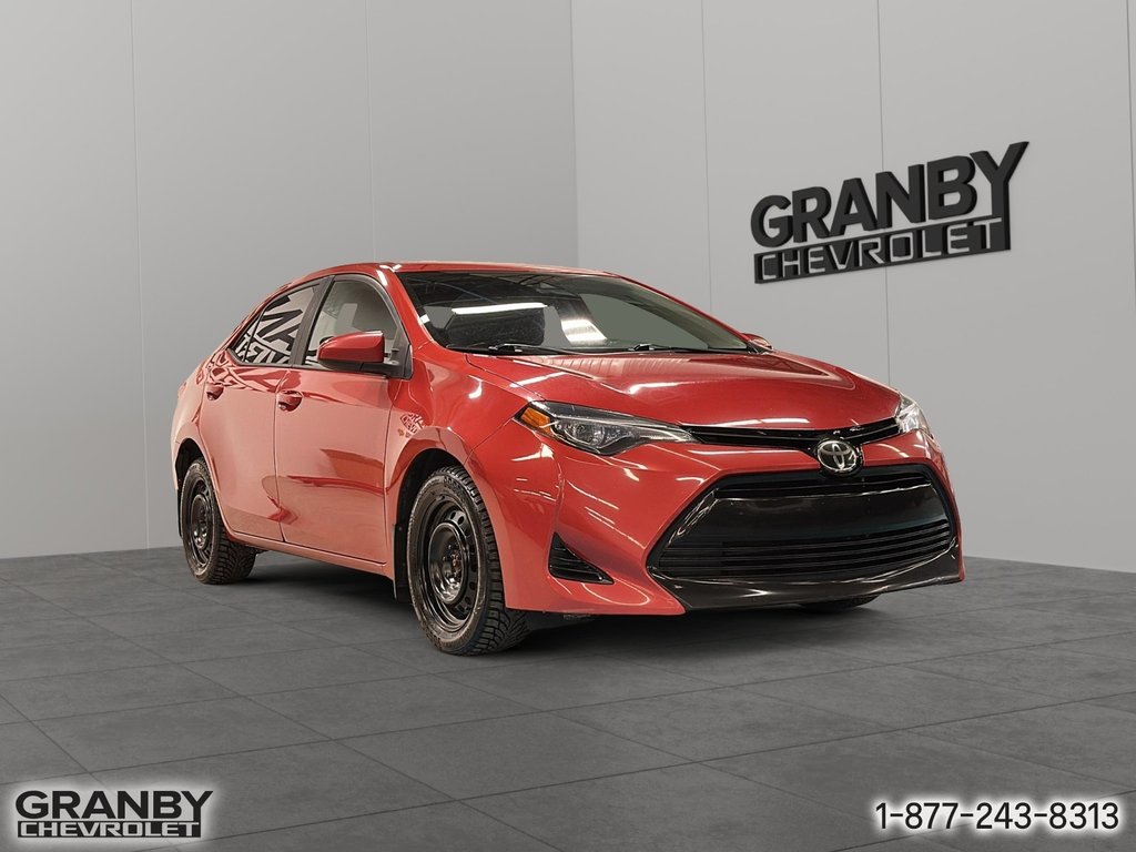 2017 Toyota Corolla in Granby, Quebec - 3 - w1024h768px