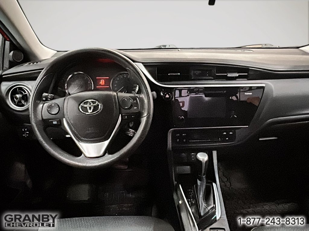 2017 Toyota Corolla in Granby, Quebec - 13 - w1024h768px