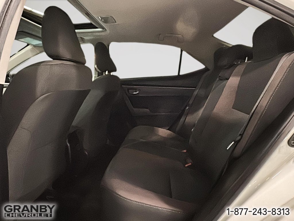 2018 Toyota Corolla CE AUTOMATIQUE in Granby, Quebec - 12 - w1024h768px