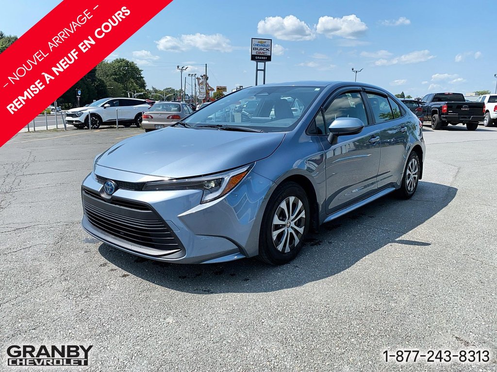 Toyota Corolla  2023 à Granby, Québec - 1 - w1024h768px