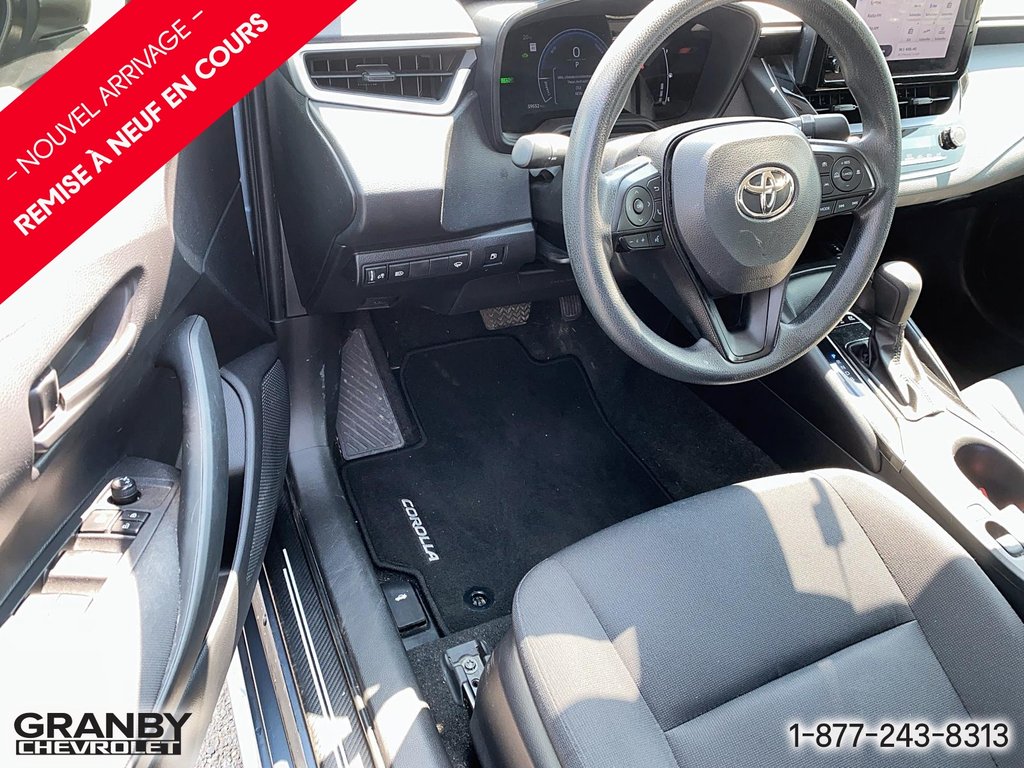 Toyota Corolla  2023 à Granby, Québec - 9 - w1024h768px