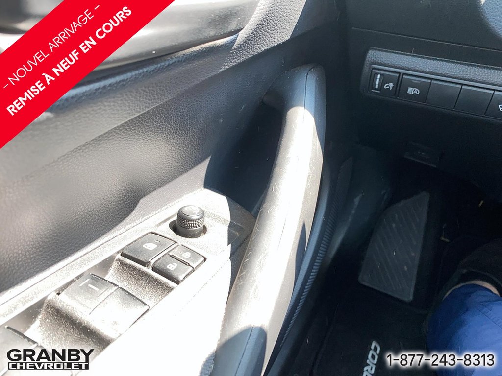 Toyota Corolla  2023 à Granby, Québec - 11 - w1024h768px