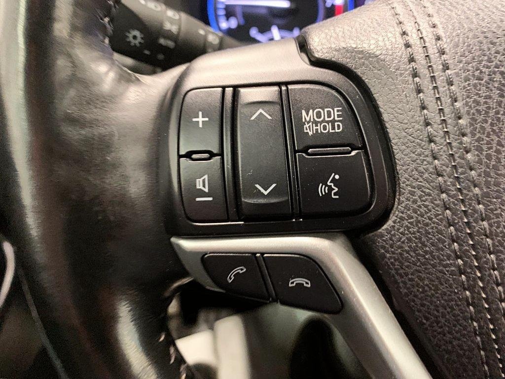 Toyota Highlander  2018 à Granby, Québec - 14 - w1024h768px