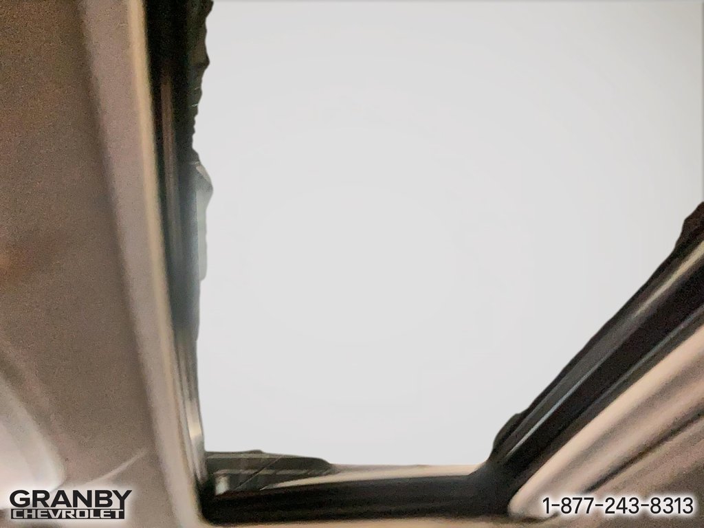 Toyota RAV4 Hybrid Hybride 2017 à Granby, Québec - 19 - w1024h768px