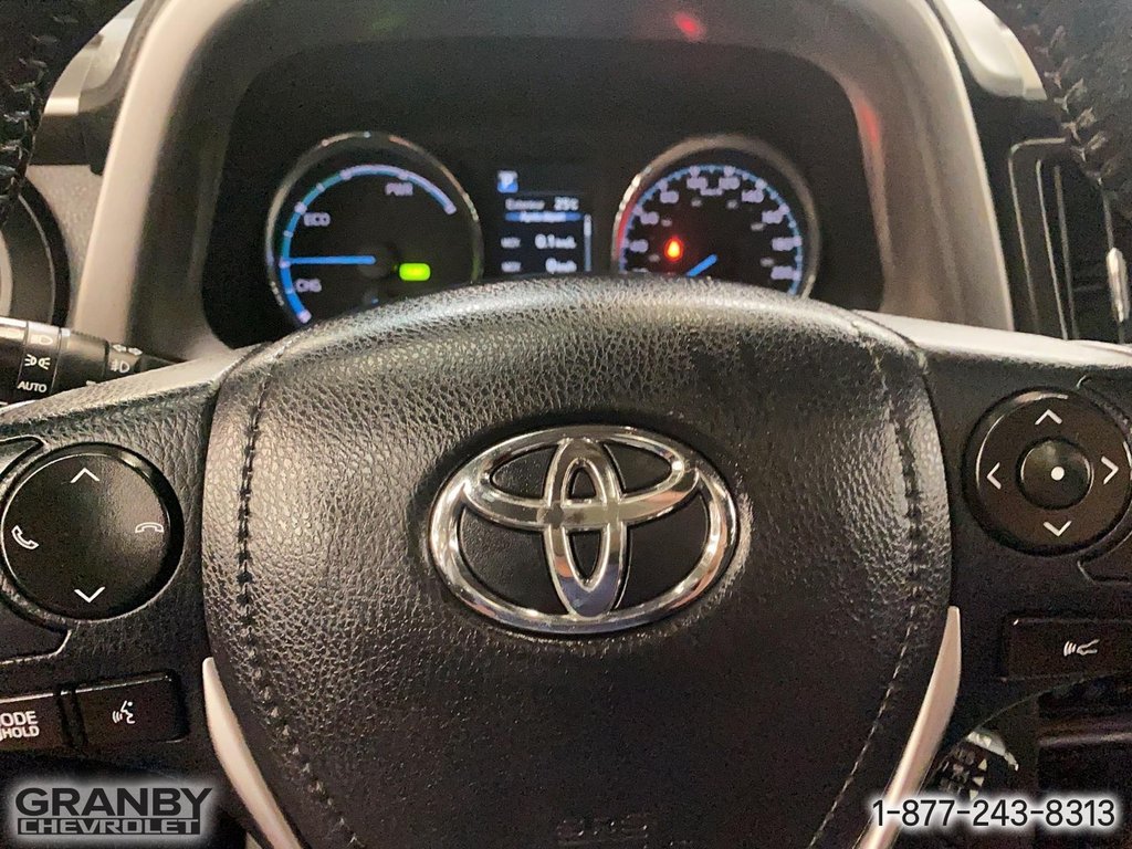 Toyota RAV4 Hybrid Hybride 2017 à Granby, Québec - 15 - w1024h768px