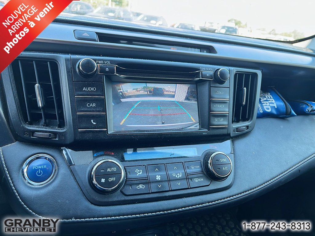 Toyota RAV4 Hybrid Hybride 2017 à Granby, Québec - 9 - w1024h768px