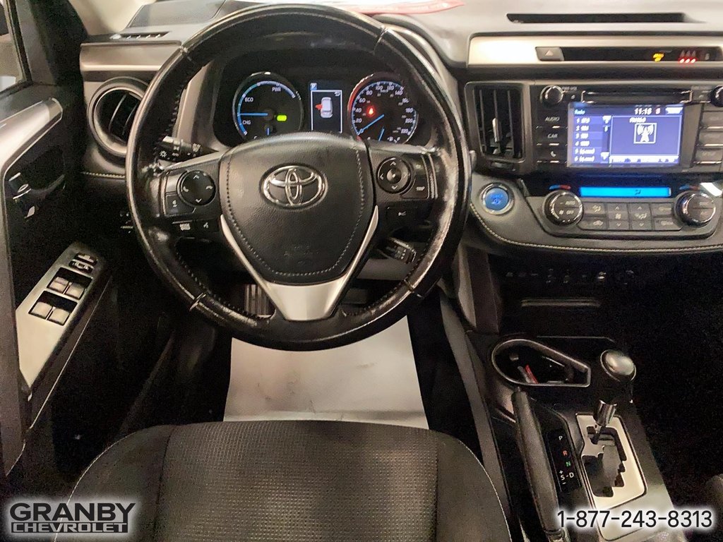 Toyota RAV4 Hybrid Hybride 2017 à Granby, Québec - 13 - w1024h768px