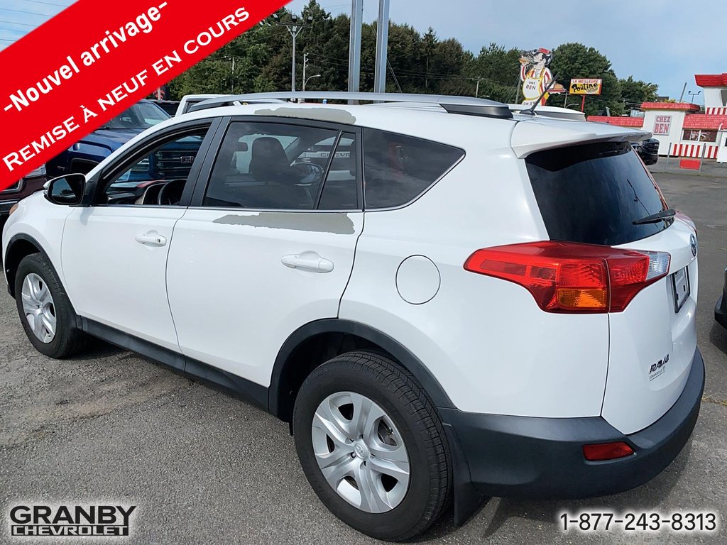 Toyota RAV4 LE AWD 2014 à Granby, Québec - 8 - w1024h768px