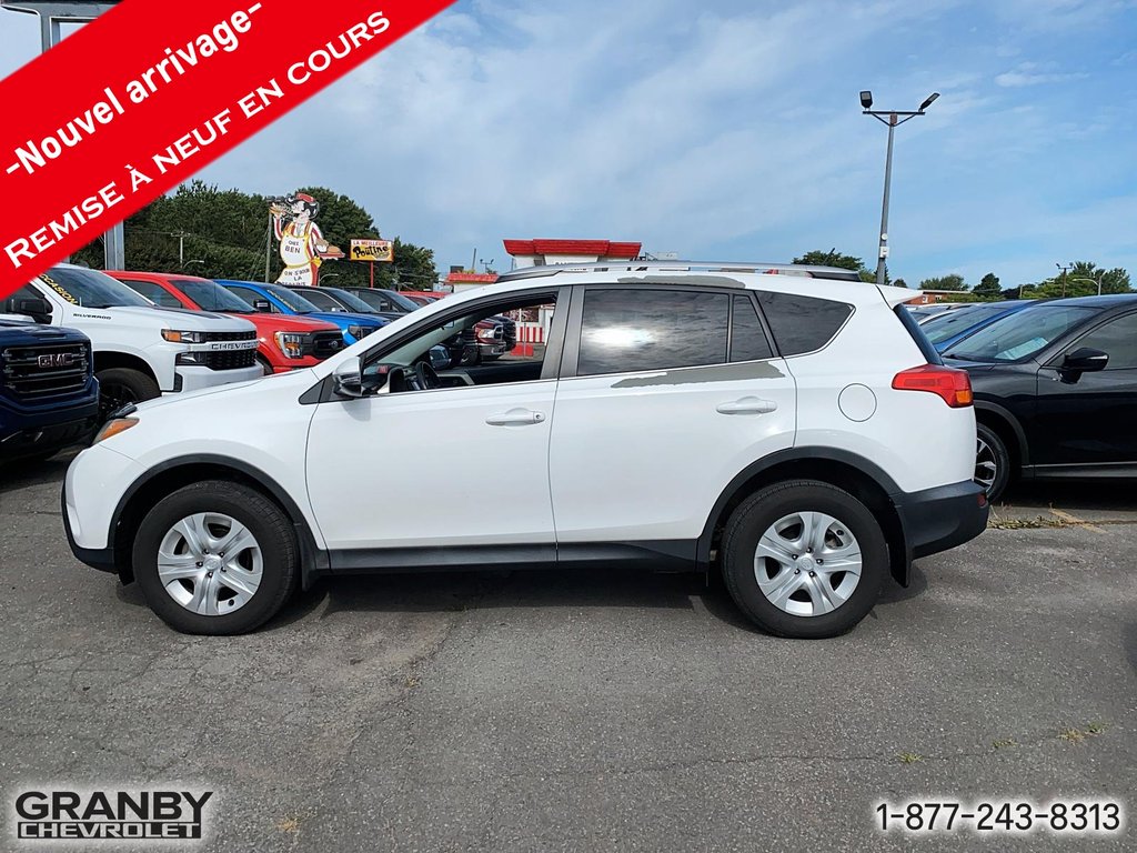 Toyota RAV4 LE AWD 2014 à Granby, Québec - 9 - w1024h768px