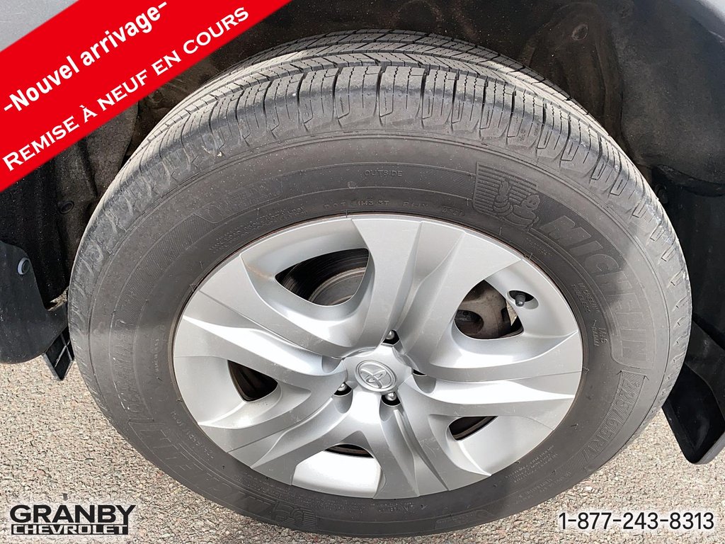Toyota RAV4 LE AWD 2014 à Granby, Québec - 11 - w1024h768px