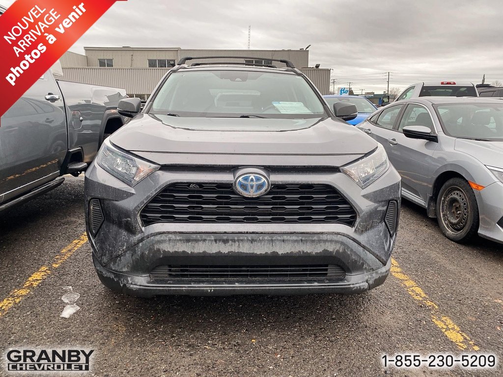 2019 Toyota RAV4 Hybrid LE in Granby, Quebec - 2 - w1024h768px