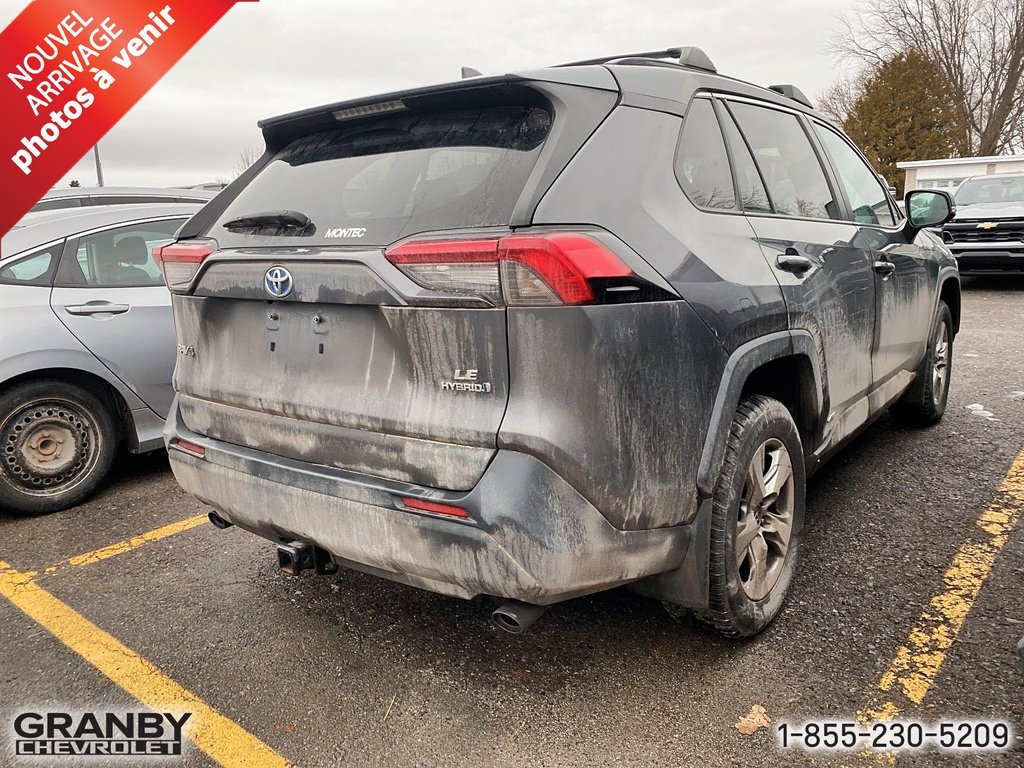 2019 Toyota RAV4 Hybrid LE in Granby, Quebec - 5 - w1024h768px