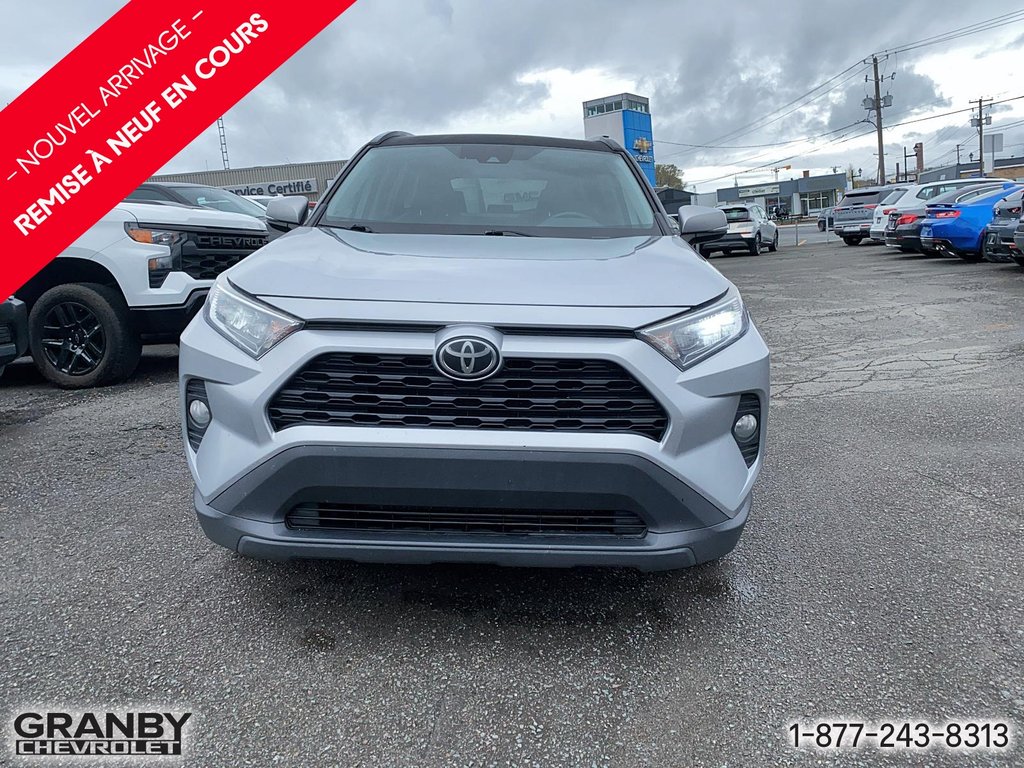 Toyota RAV4  2019 à Granby, Québec - 2 - w1024h768px