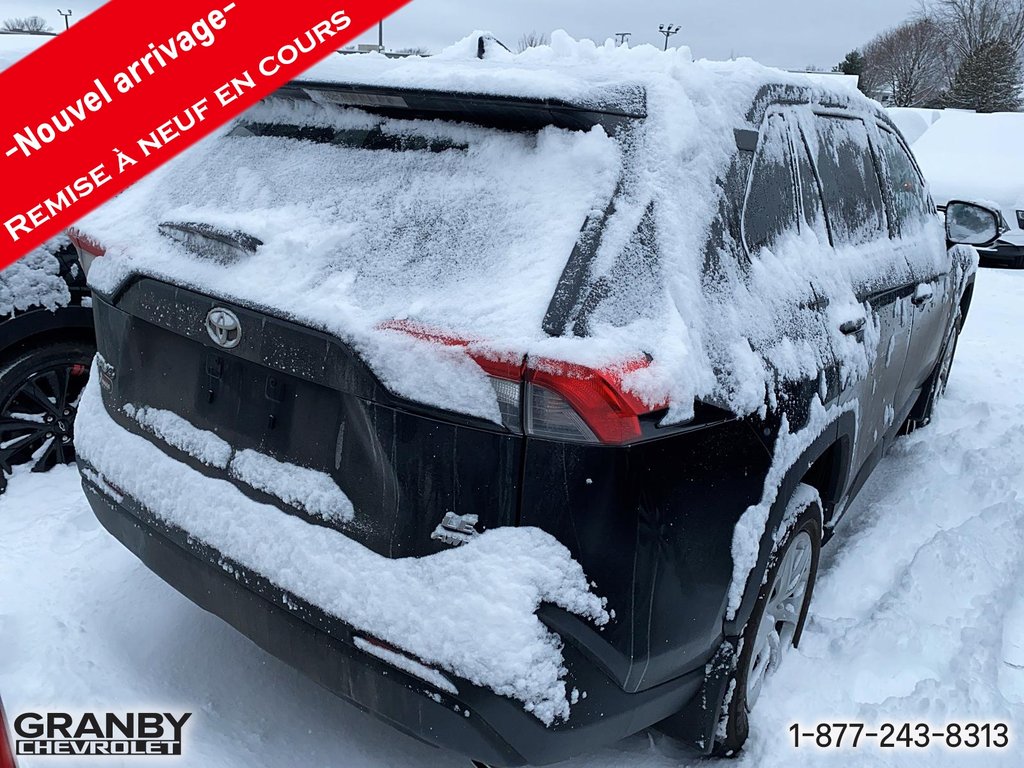 2022 Toyota RAV4 in Granby, Quebec - 4 - w1024h768px