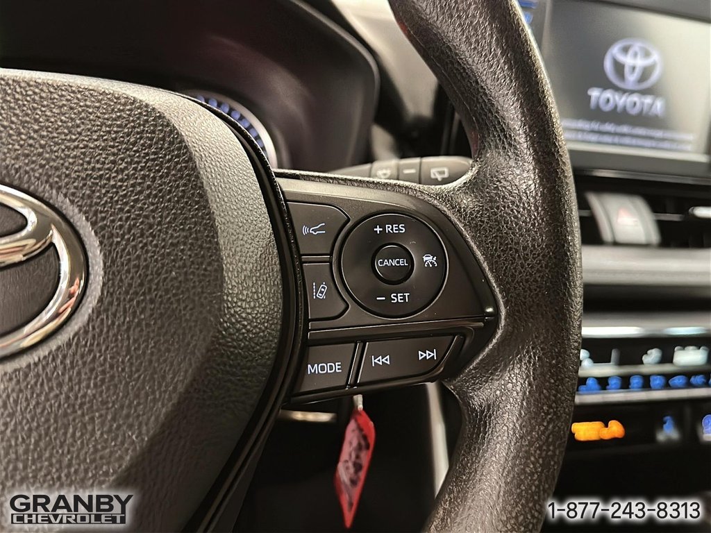 2022 Toyota RAV4 in Granby, Quebec - 21 - w1024h768px