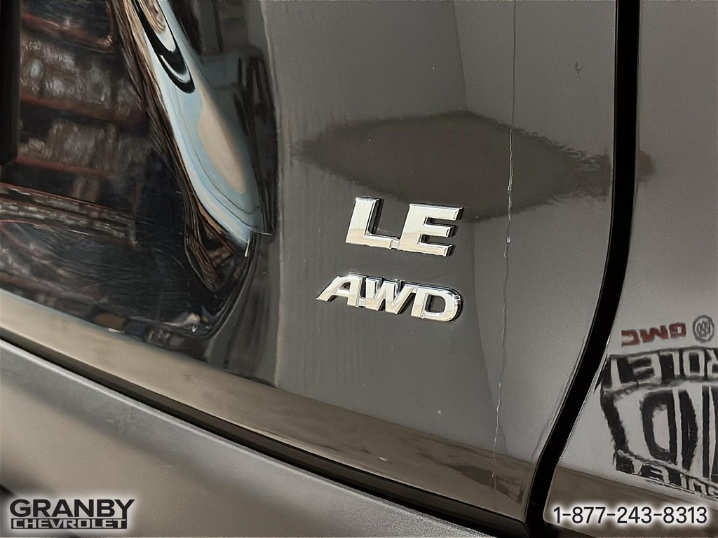 2022 Toyota RAV4 in Granby, Quebec - 19 - w1024h768px