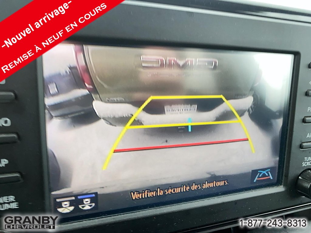 2022 Toyota RAV4 in Granby, Quebec - 12 - w1024h768px