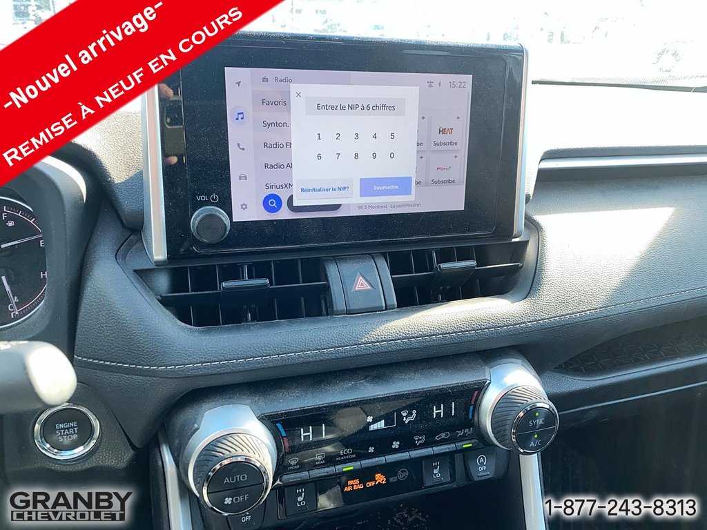 2024 Toyota RAV4 in Granby, Quebec - 10 - w1024h768px