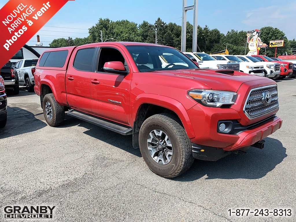 2017 Toyota Tacoma Cab double boite standard in Granby, Quebec - 3 - w1024h768px