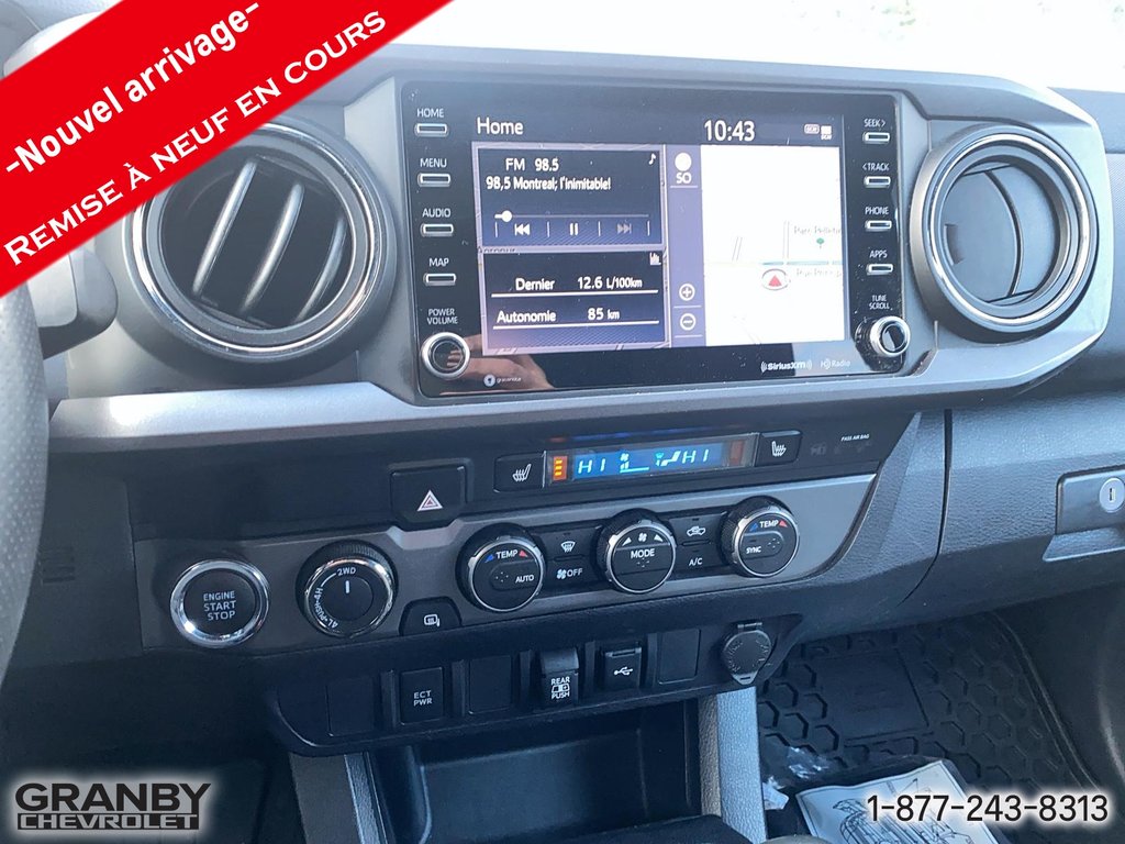 2020 Toyota Tacoma in Granby, Quebec - 13 - w1024h768px