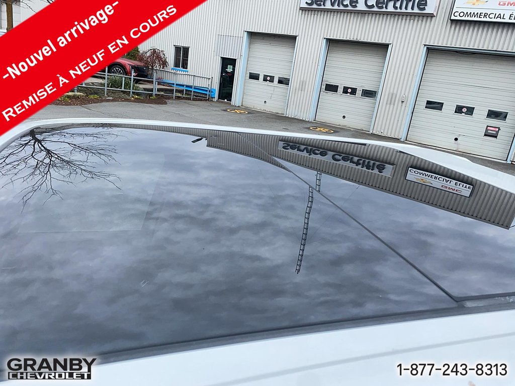 Toyota Tundra Limited Hybrid 2023 à Granby, Québec - 12 - w1024h768px