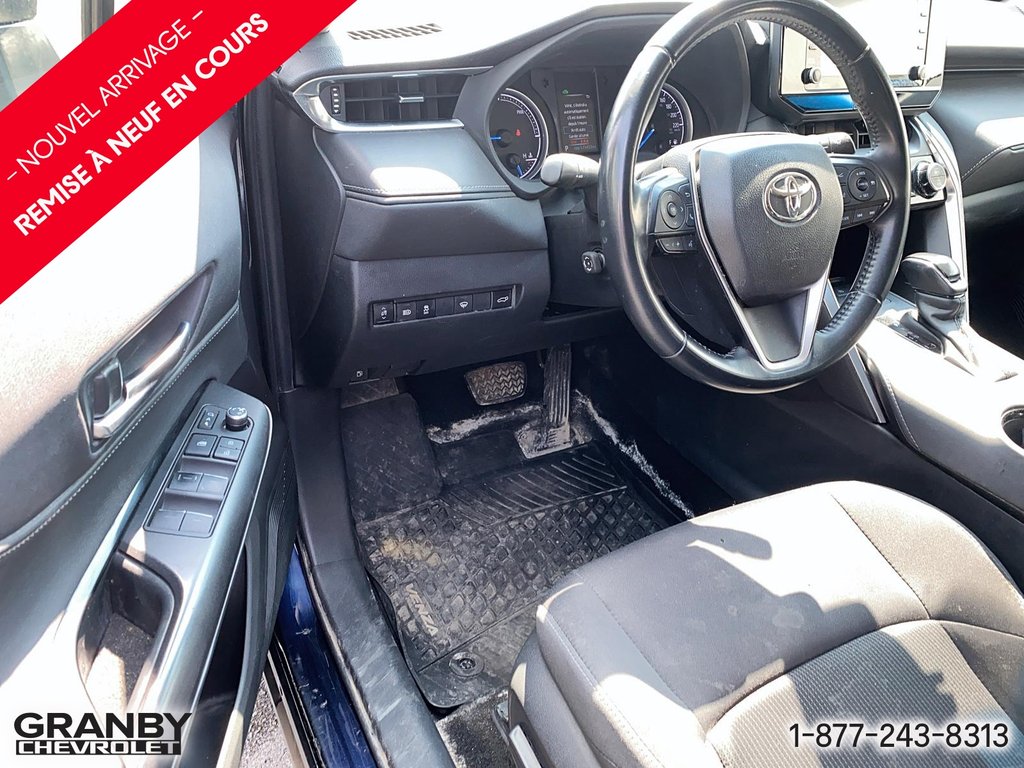 2021 Toyota Venza in Granby, Quebec - 10 - w1024h768px