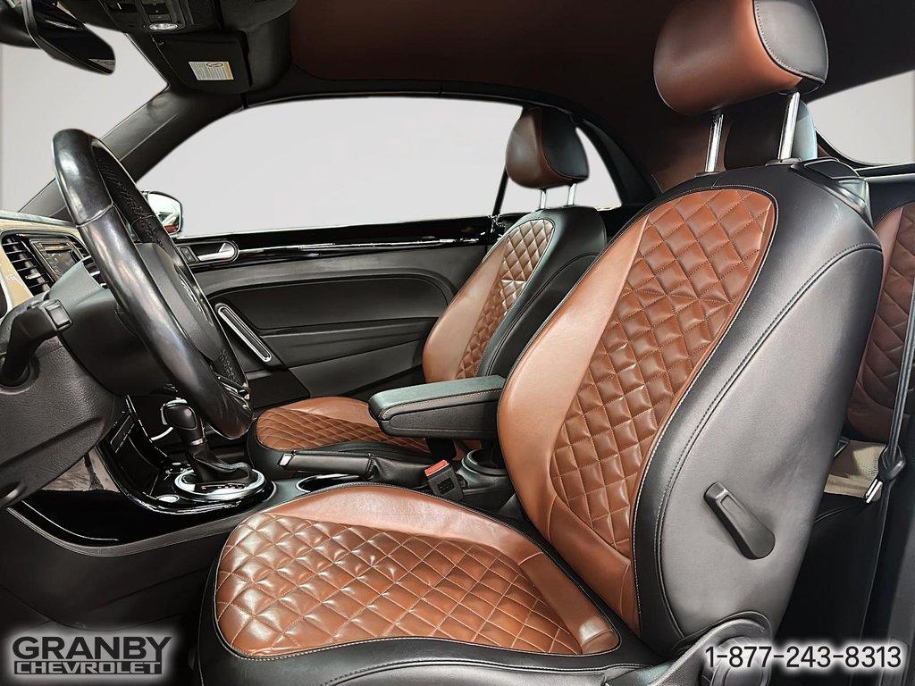 2019 Volkswagen Beetle Convertible Wolfsburg Edition in Granby, Quebec - 11 - w1024h768px